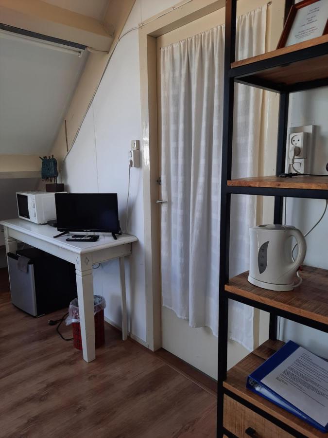 Bed en Breakfast en Bike Sommelsdijk Eksteriør billede